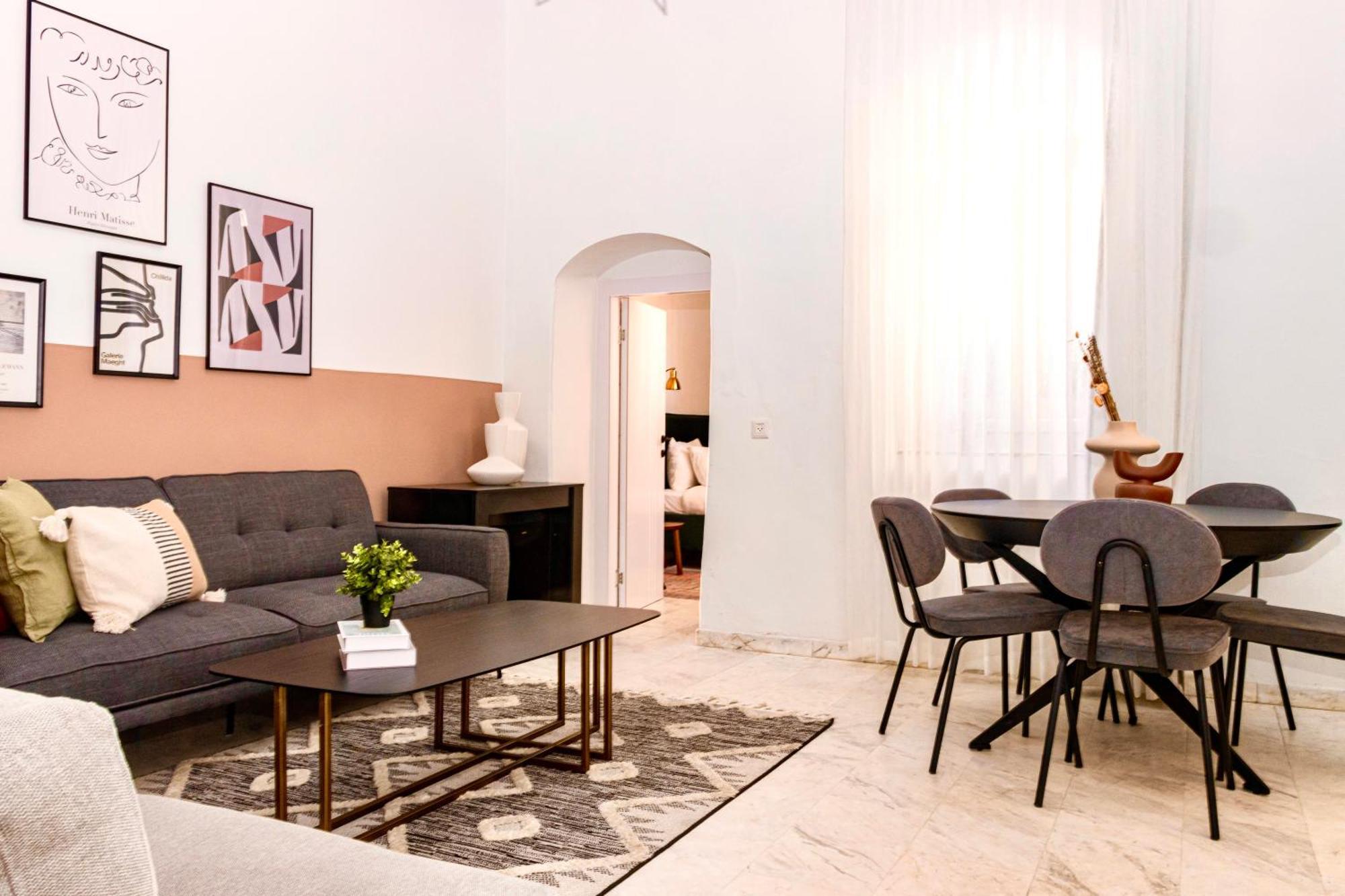 Apartment Mamilla View- & *